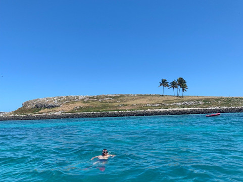 Abrolhos Marine National Park-Alcobaca必去景点