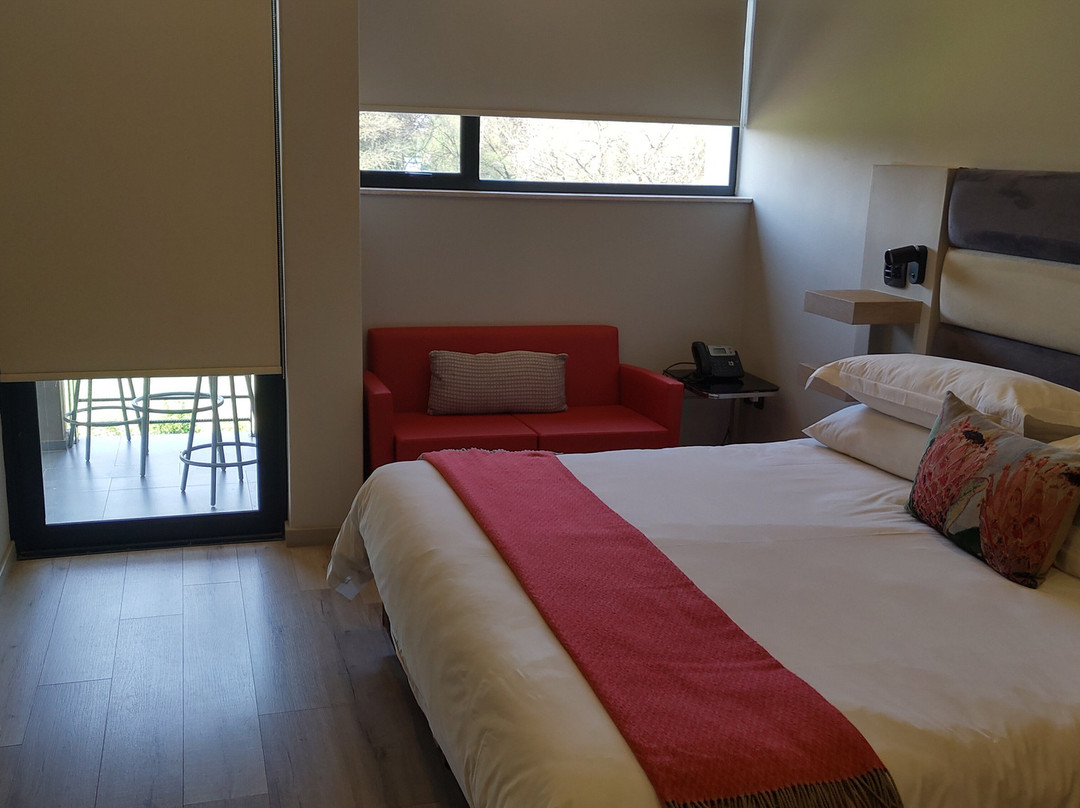 The Lakes Boutique Lodge主图