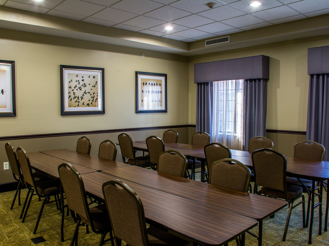 Staybridge Suites Schererville By IHG主图