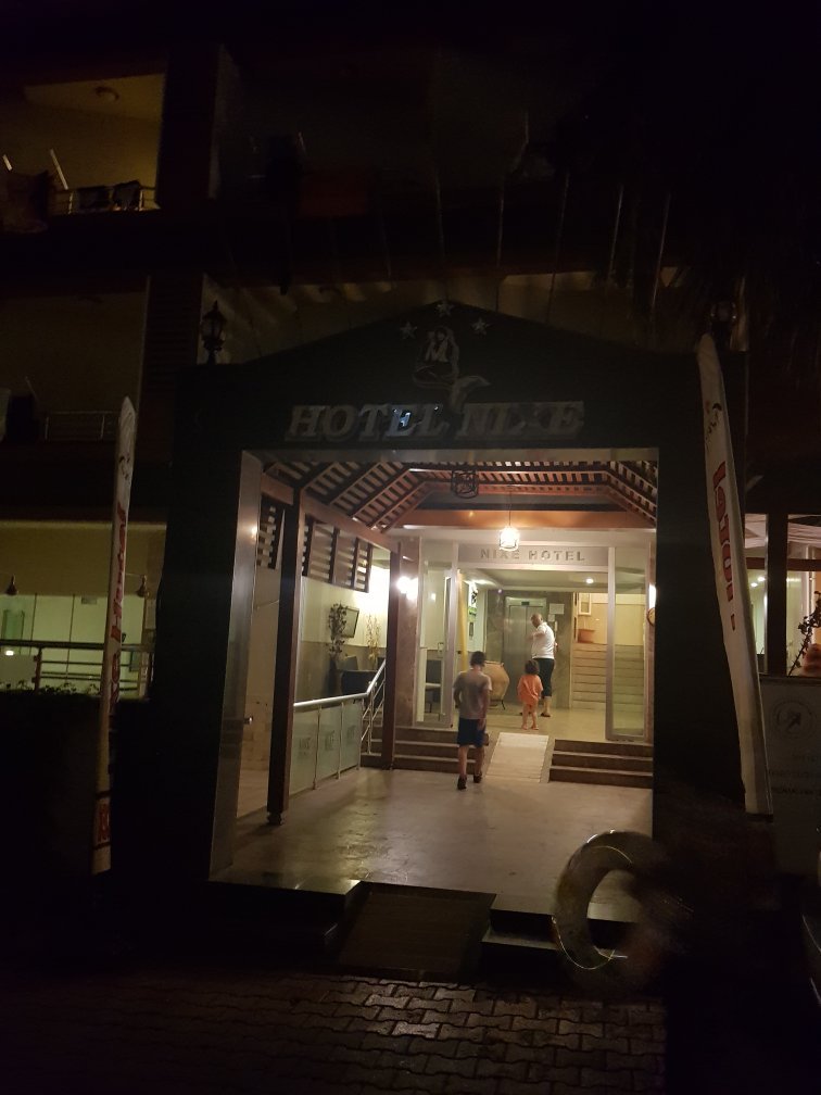Palm Beach Hotel-官方