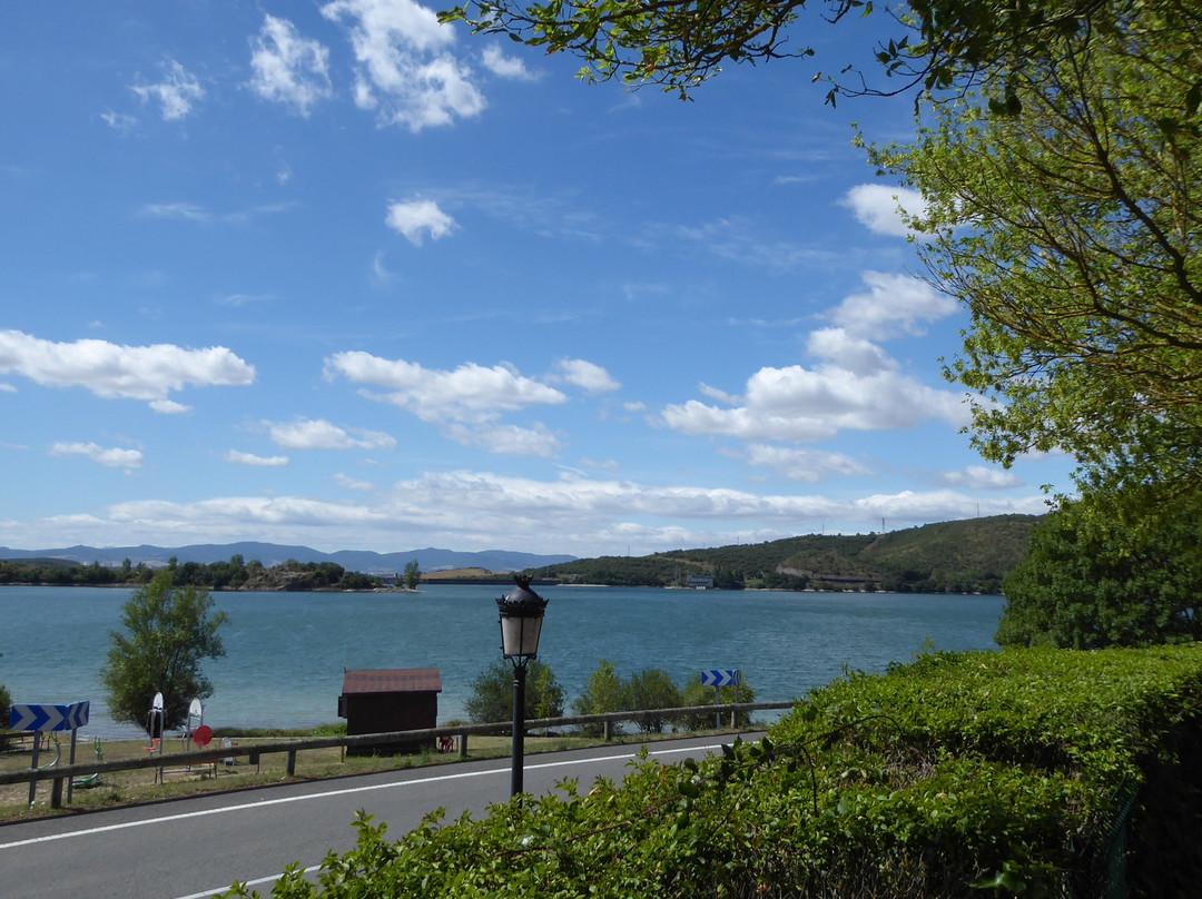 Vuelta al embalse de Ullibarri-Gamboa-Alava必去景点