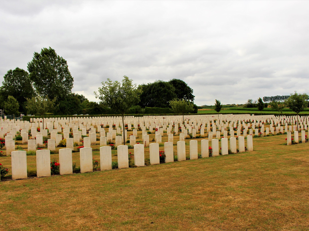 Warloy-Baillon Communal Cemetery Extension景点图片