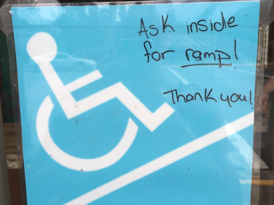 The Cherry on Top Bakery and Koffie Shop