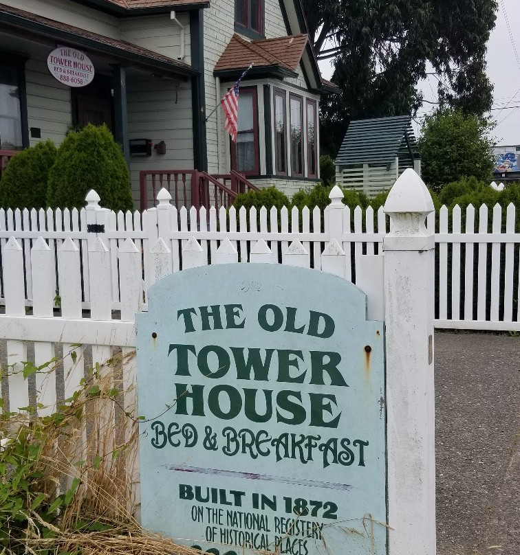 Old Tower House B&B主图