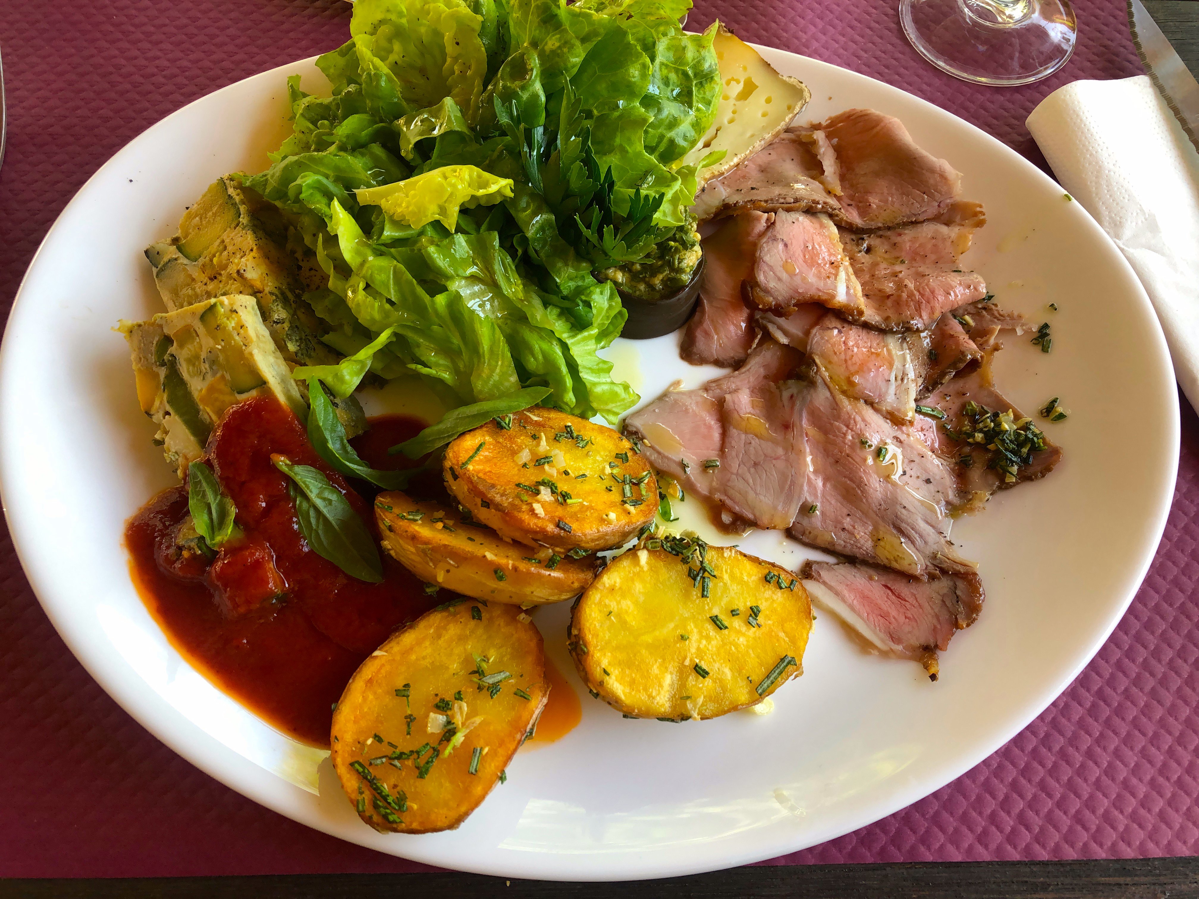 Auberge du Prieure-餐饮