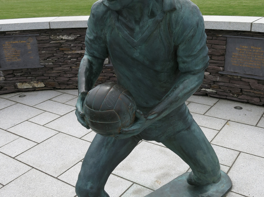 Mick O'Dwyer Statue-Waterville必去景点