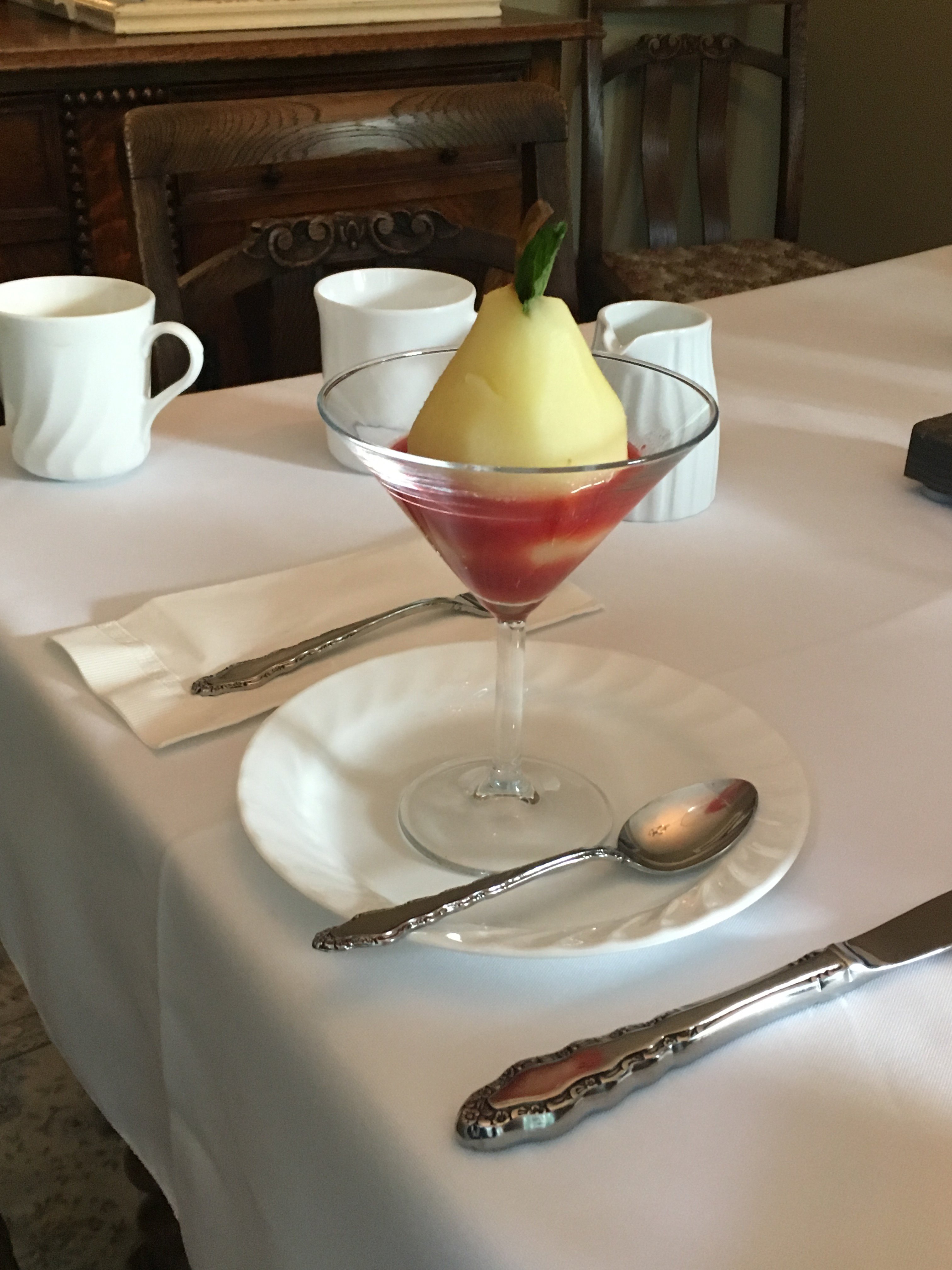 Off Our Rockies Bed and Breakfast-餐饮