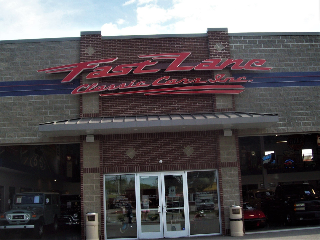 Fast Lane Classic Cars-圣查尔斯必去景点