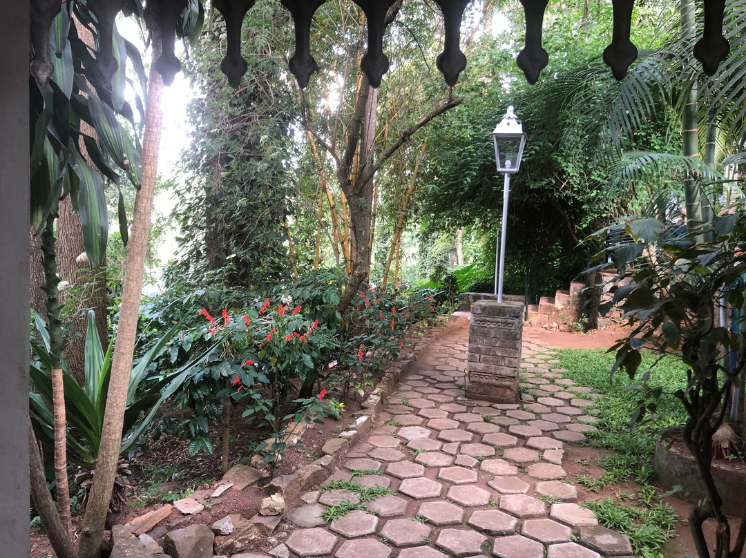 恩德科森林湖酒店主图