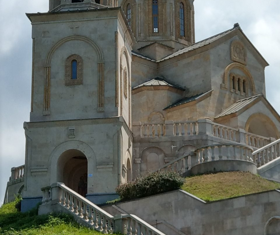 Sameba Church-巴统必去景点