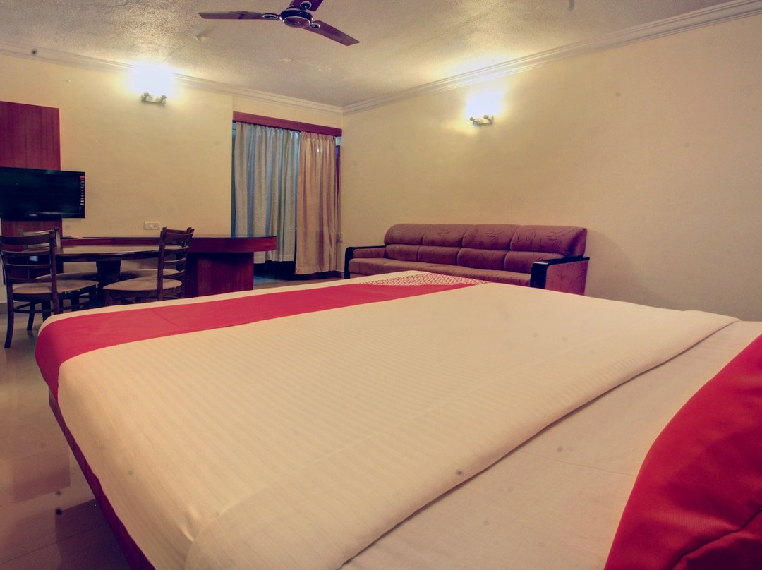 Suvarna Regency主图