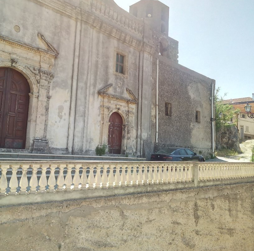 Duomo S. Michele Arcangelo-Belcastro必去景点