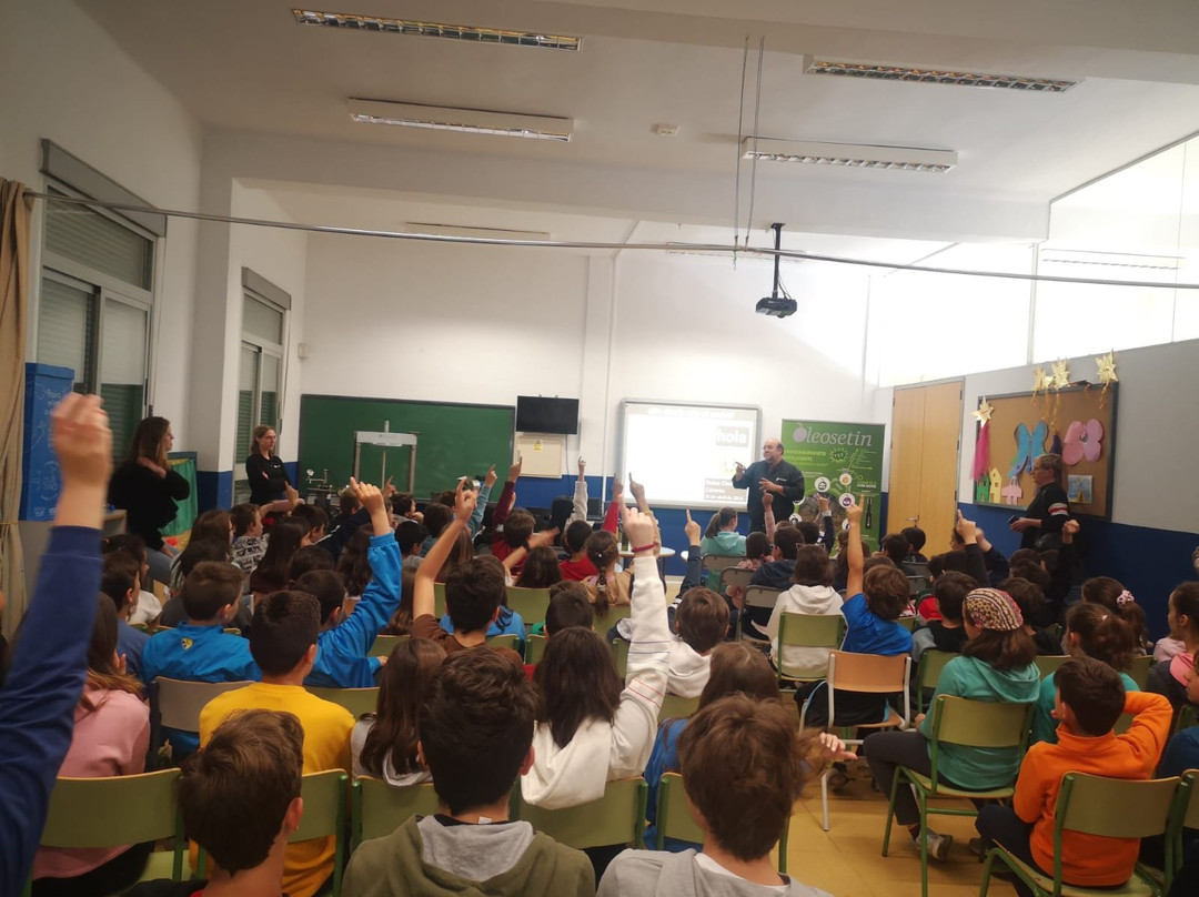 La Botica de Oleosetin-卡塞雷斯必去景点