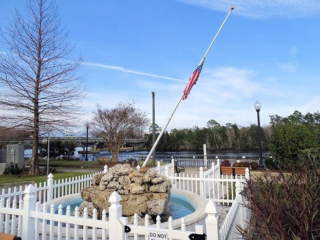 Santa Rosa County Veterans Memorial Plaza景点图片
