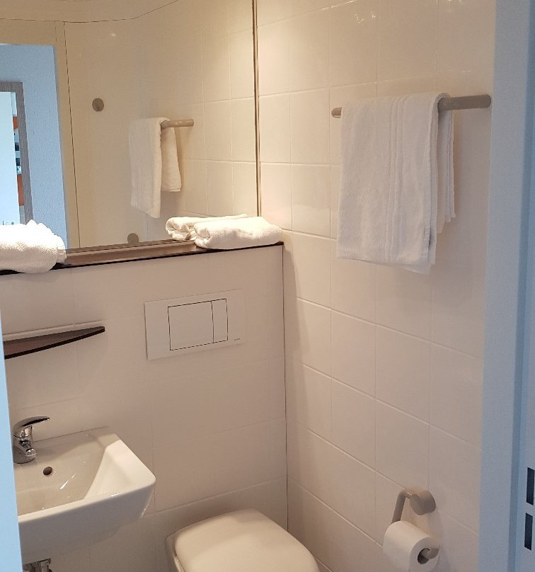 Hôtel Kyriad Direct Mont De Marsan主图