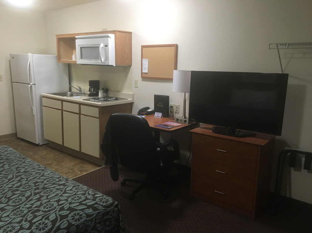 Stewartville酒店住宿-Days Inn & Suites by Wyndham Rochester Mayo Clinic South