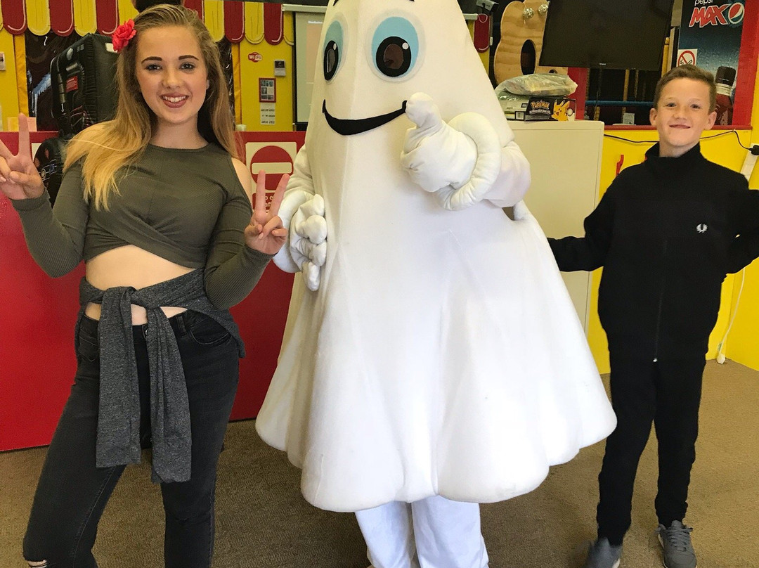 Monty's Indoor Adventure-塔姆沃思必去景点