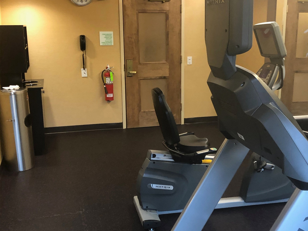 Hotel MTK Mount Kisco主图