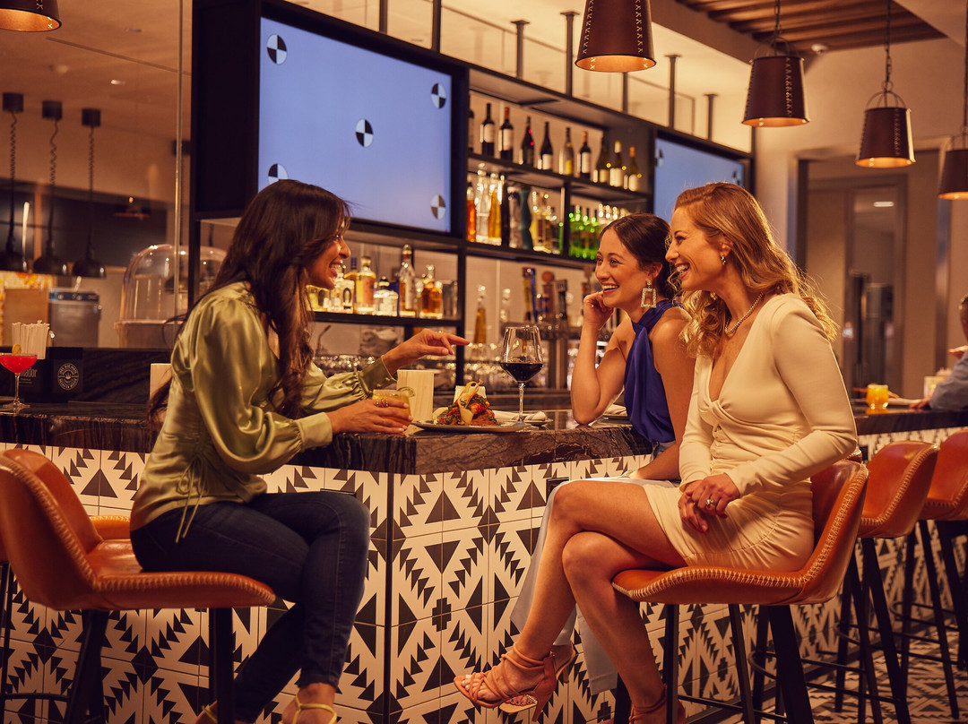 Black Hawk餐馆和美食-Bistro Mariposa