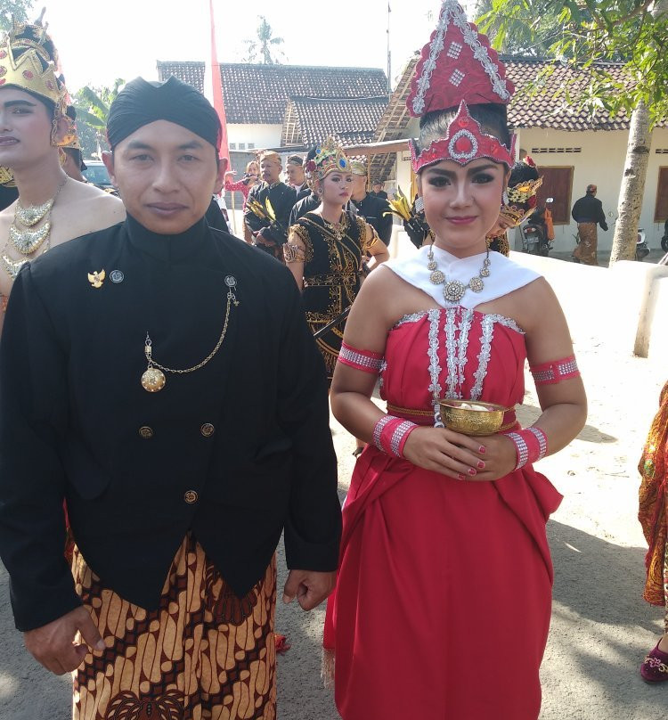 Candi Sawentar-勿里达必去景点