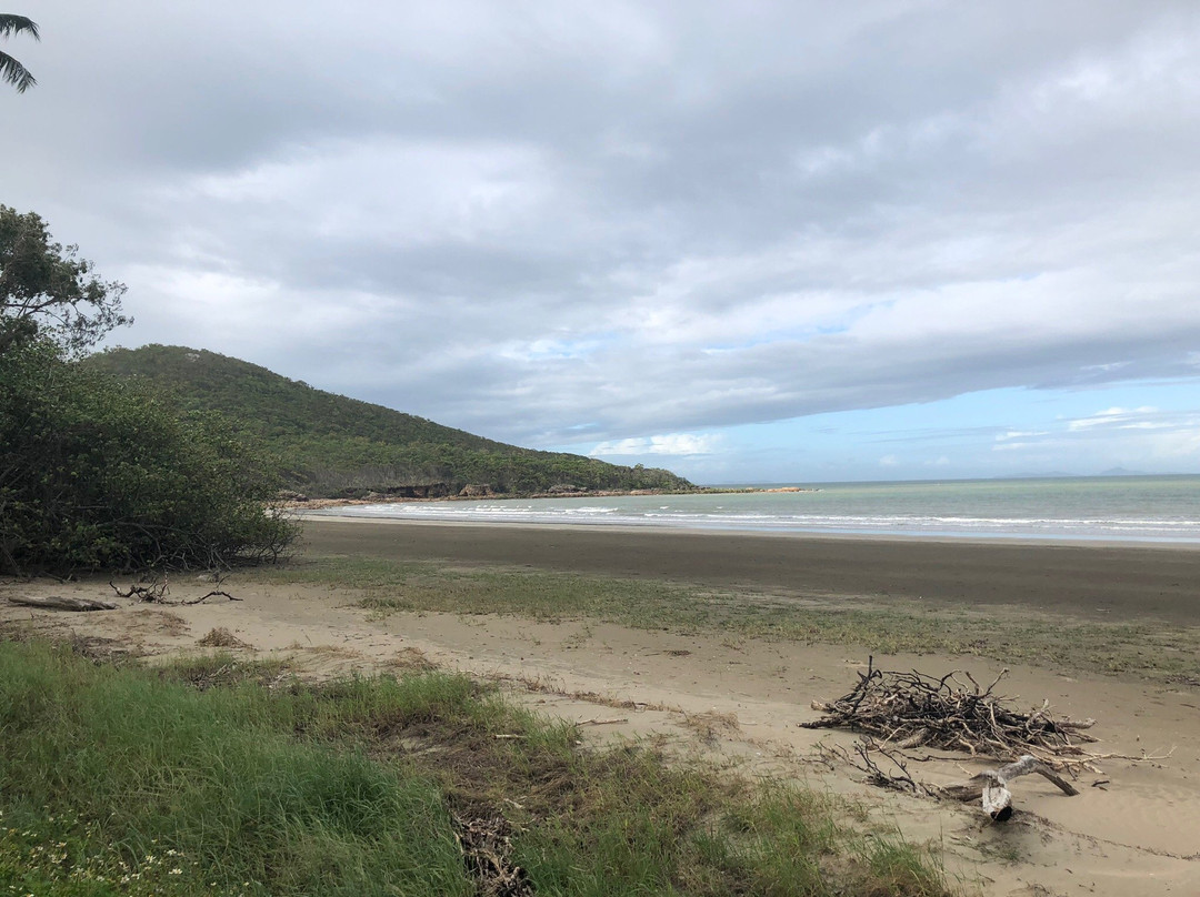Ball Bay Beach景点图片
