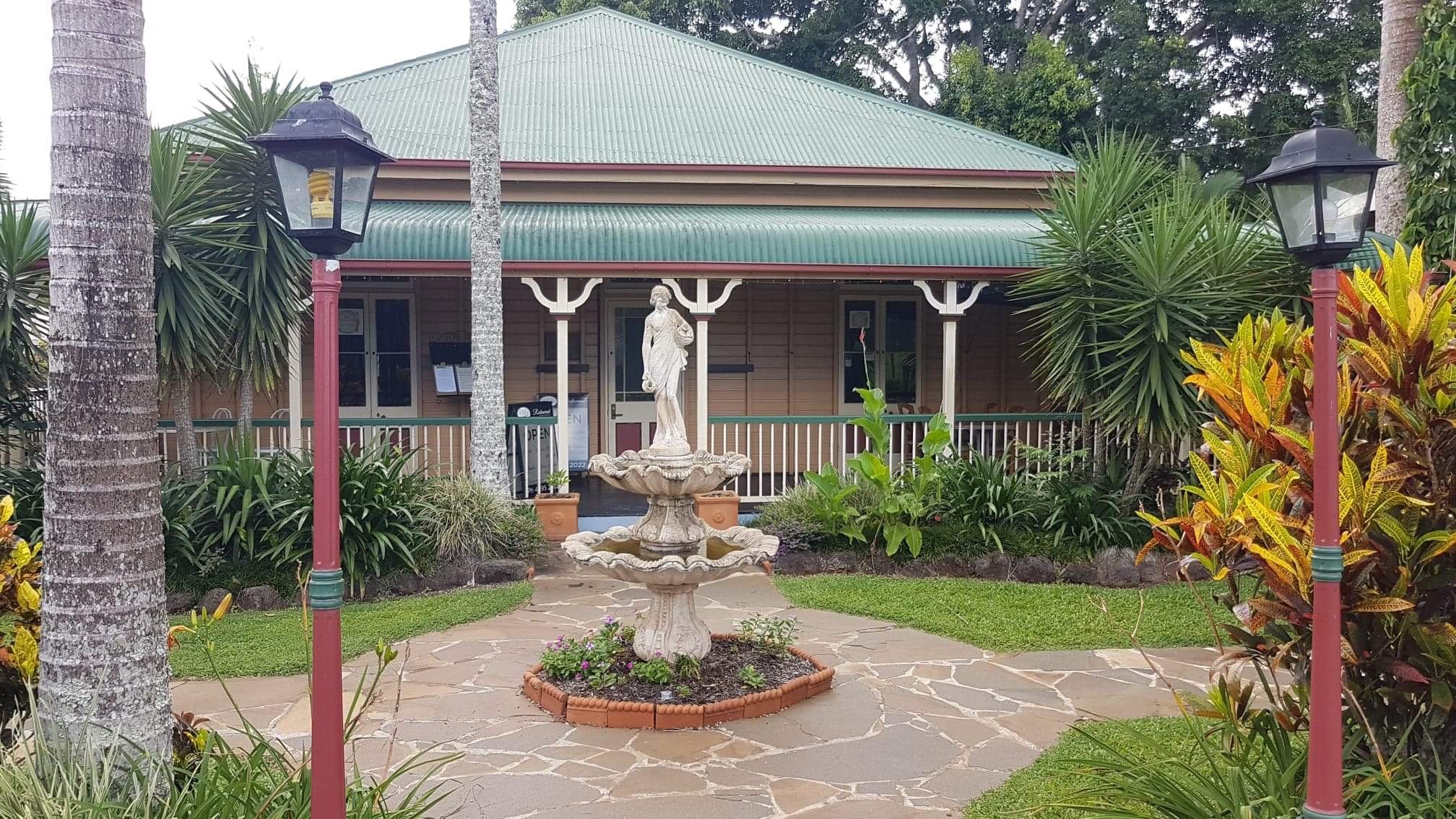 Eden House Retreat-浴室