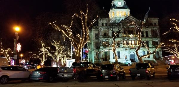 Courthouse-on-the-Square-登顿必去景点