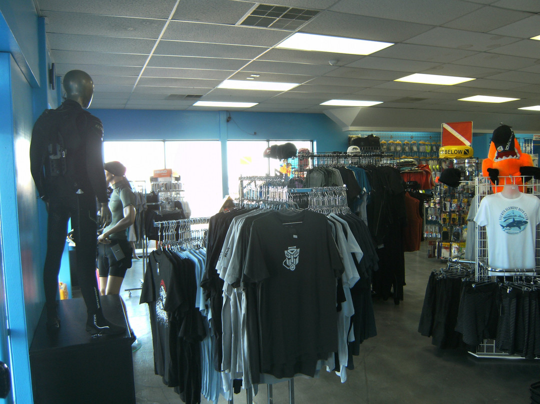 Duggan Diving-Universal City必去景点