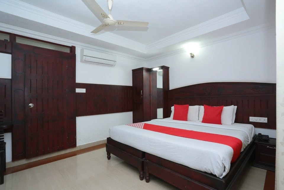 OYO 3020 Sheelisach Inn主图