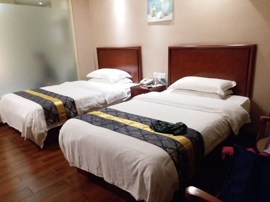 格林豪泰普宁国际商品城商务酒店