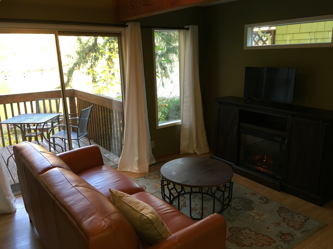 McKenzie River Inn主图