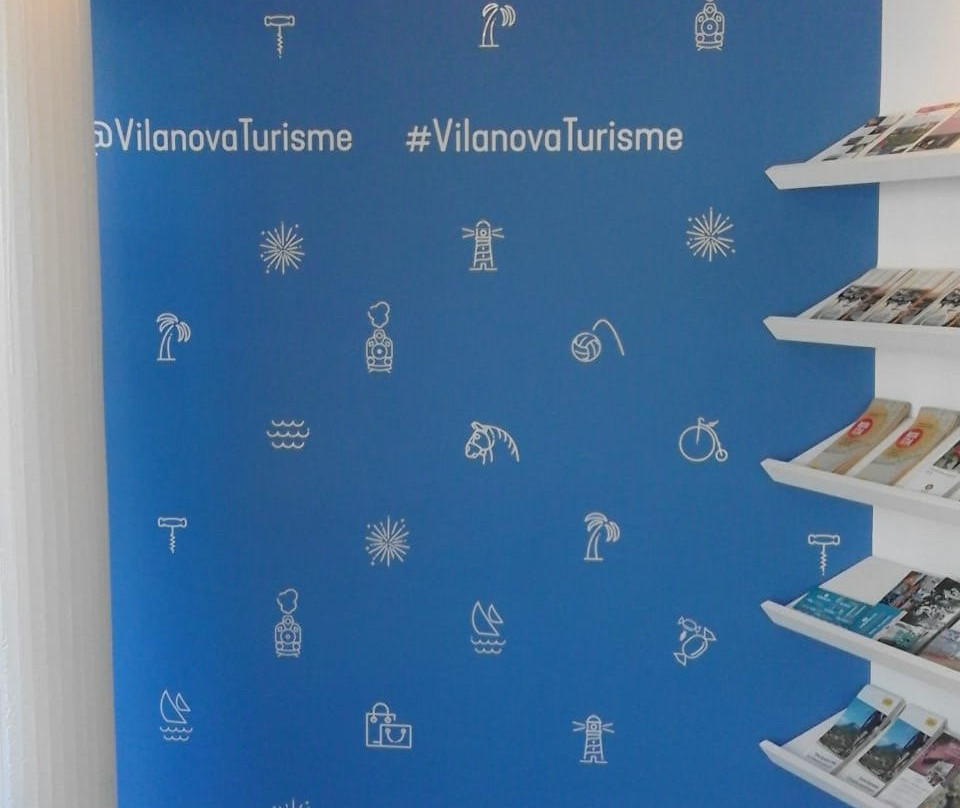 Oficina Municipal de Turismo-比利亚努埃瓦－赫尔特鲁必去景点