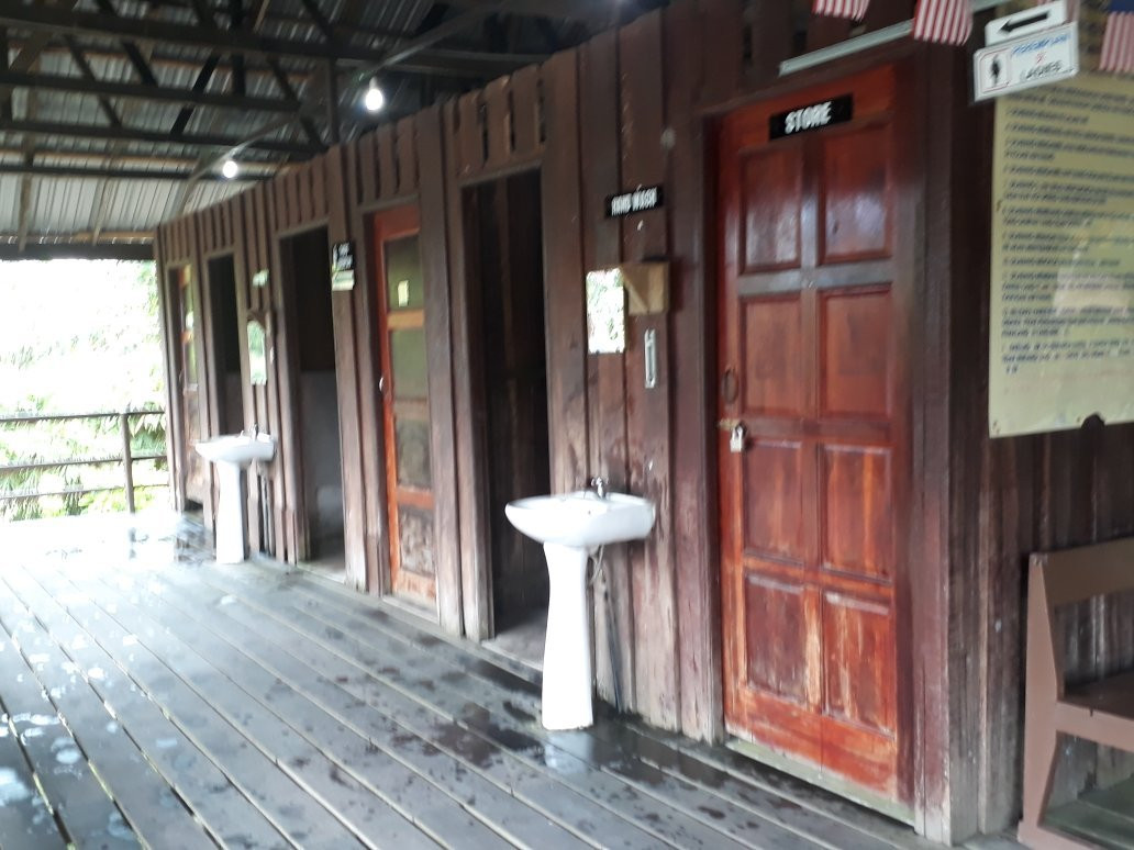 Kampung Panchor Hot Spring-古晋必去景点