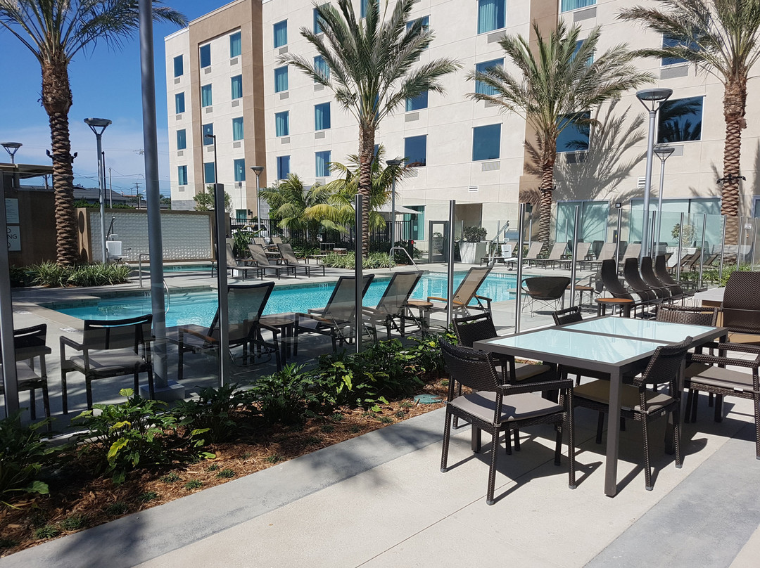 Courtyard by Marriott Los Angeles LAX/Hawthorne主图