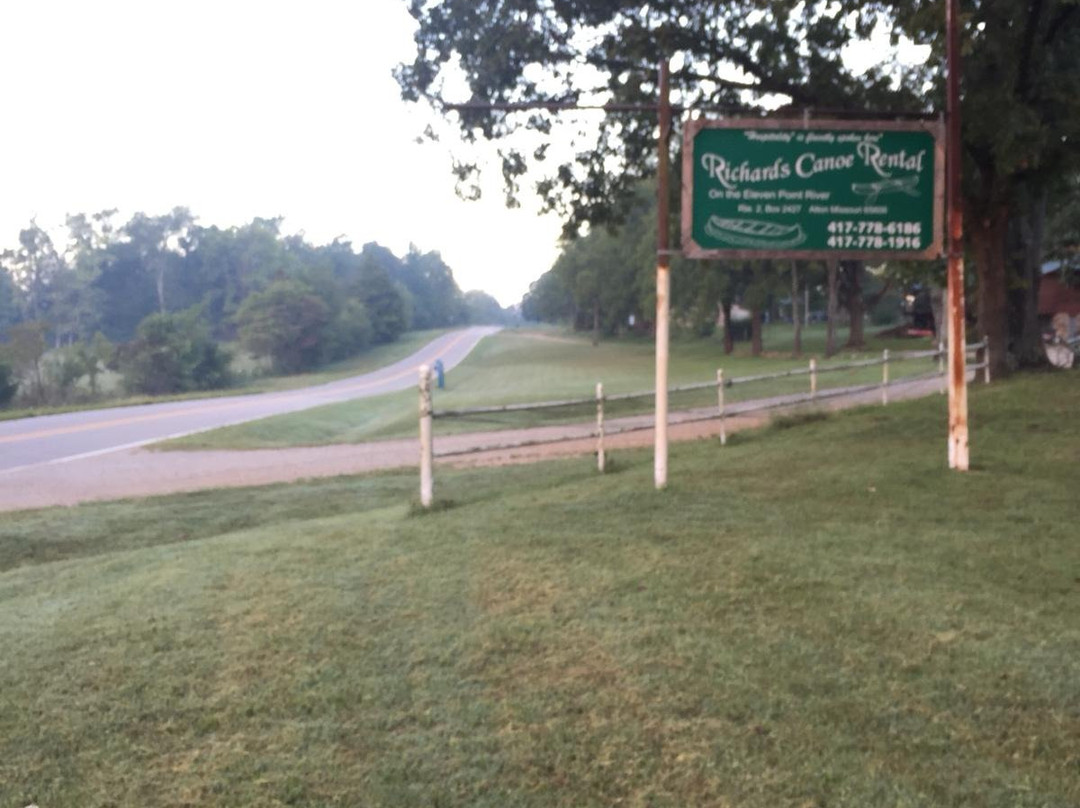 Richard's Canoe Rental