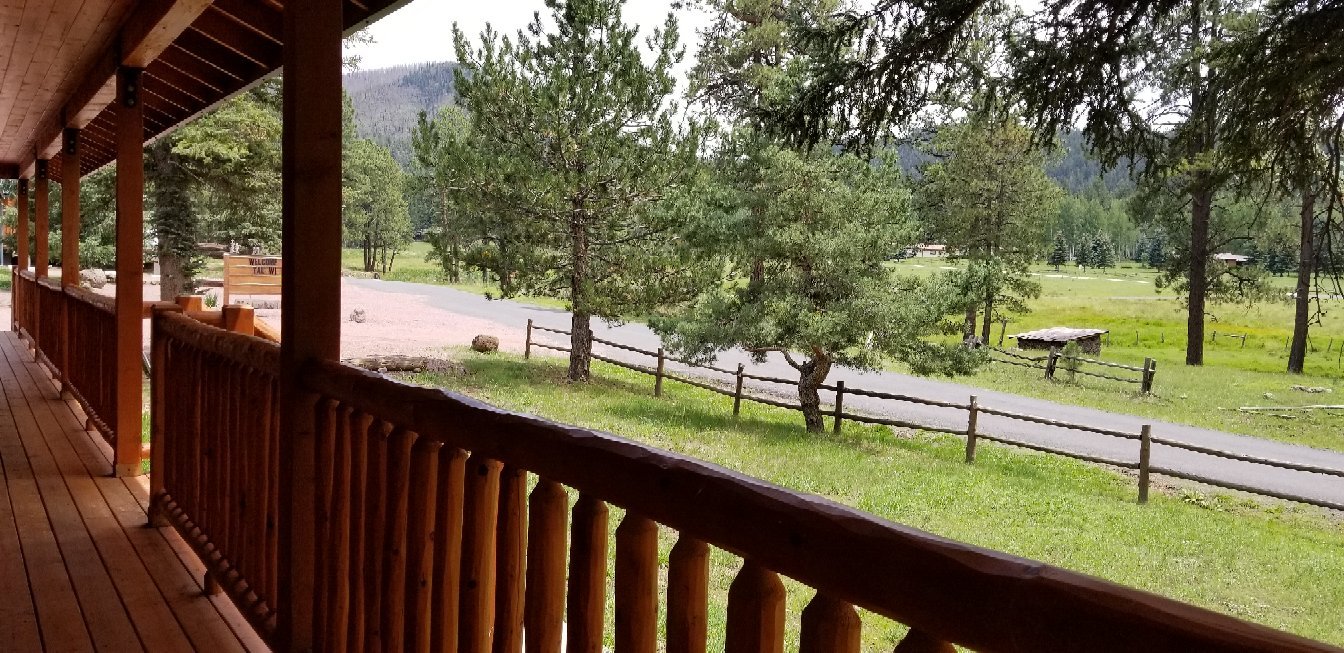 Tal-WI-WI Lodge-浴室