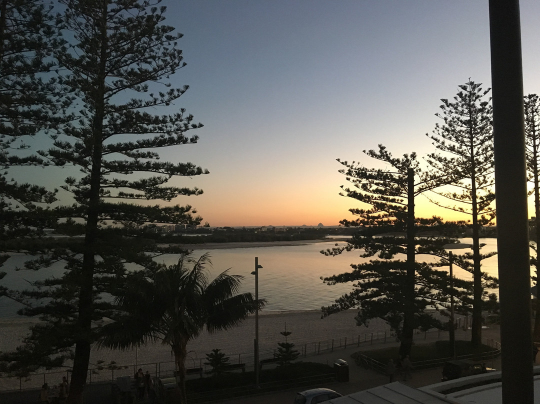 伦巴海滩度假村主图