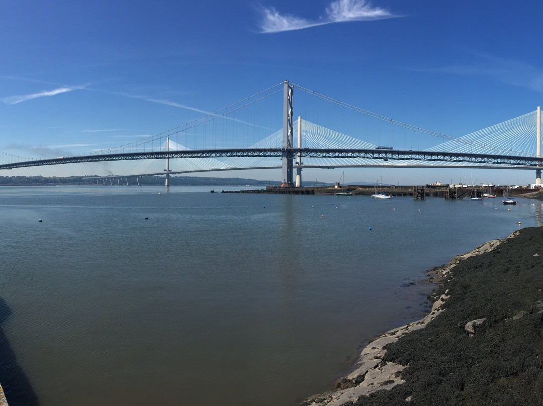 Forth Bridges Walking Tours-南昆斯费里必去景点