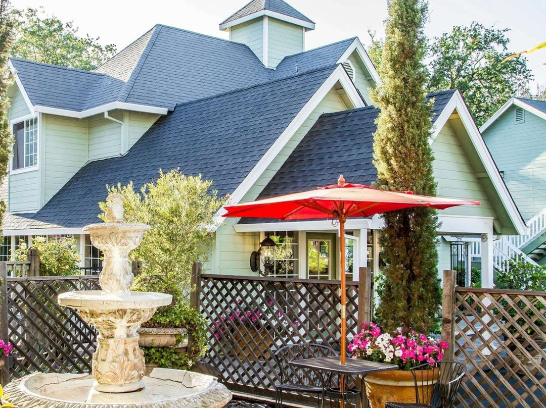 The Inn At Baechtel Creek主图