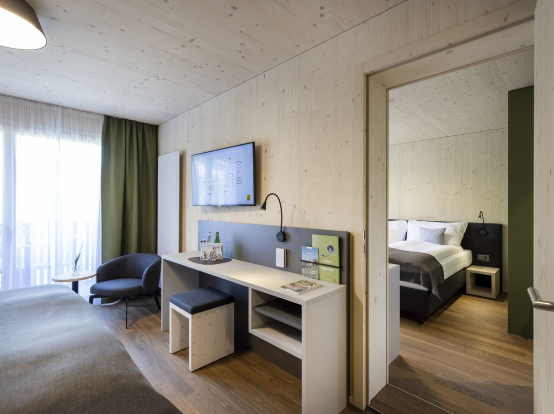 Salouf酒店住宿-JUFA Hotel Savognin