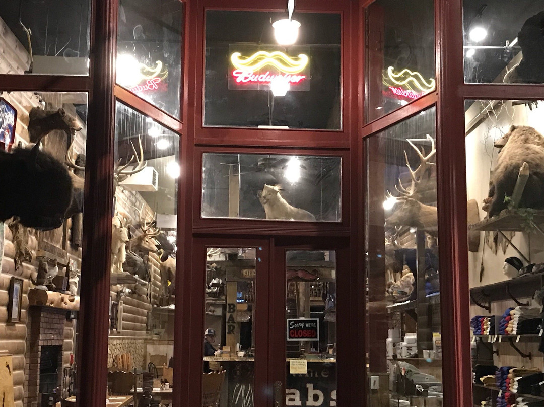 Handlebars Restaurant & Saloon