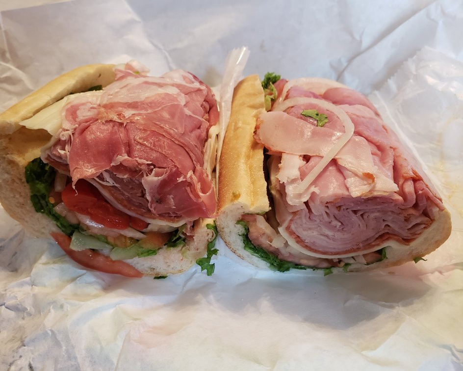Cedarhurst餐馆和美食-Tamburino's Italian American Delicatessen