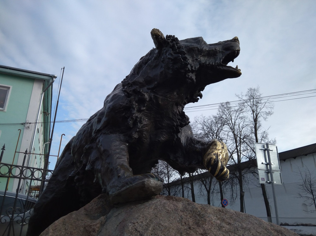 Monument to Bear景点图片