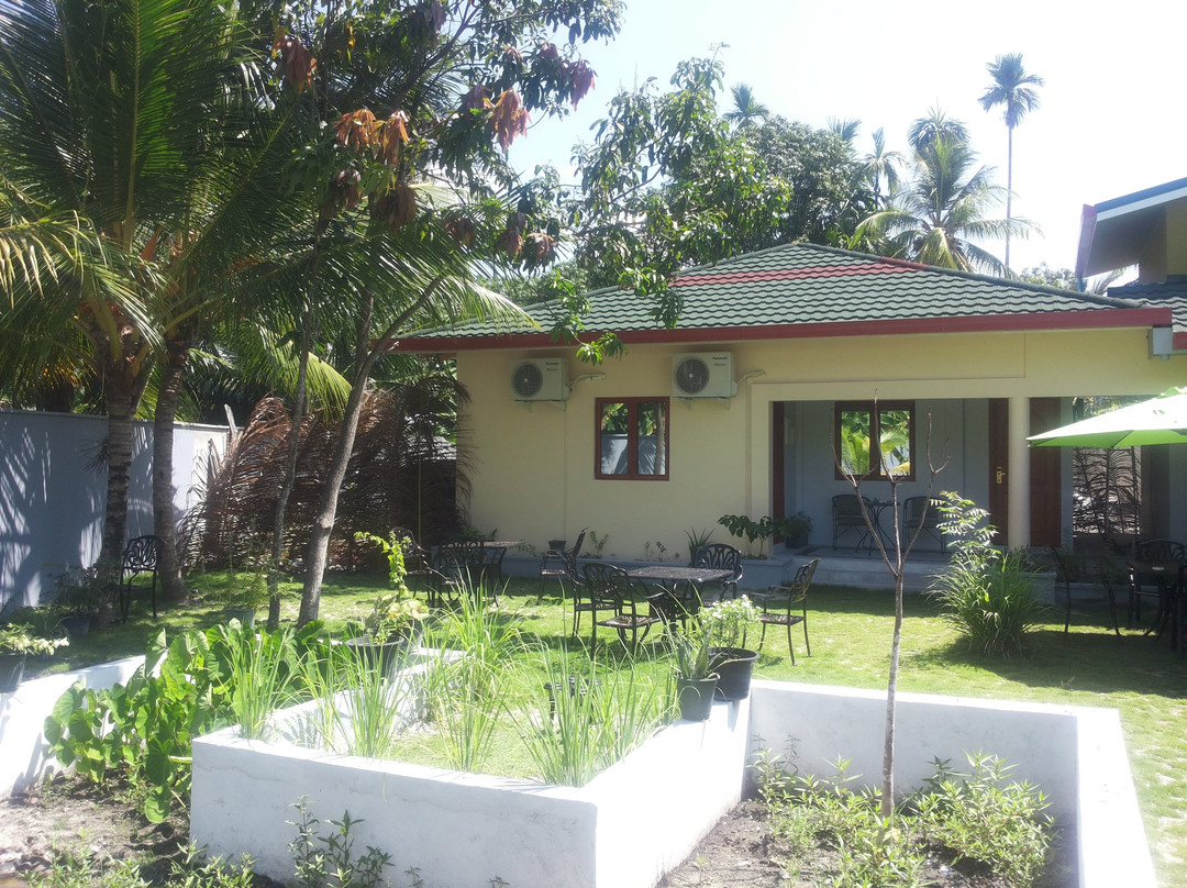 Equator Residence主图