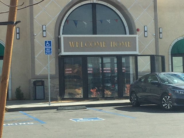 Eddie World-Yermo必去景点