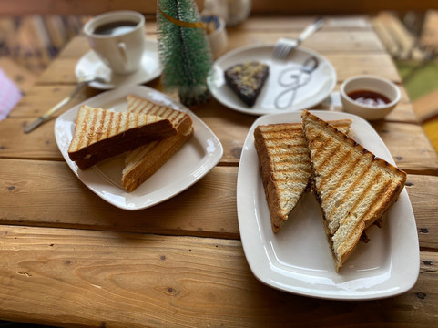 Cafe Bom Gosto - Premium Cafe in South Goa