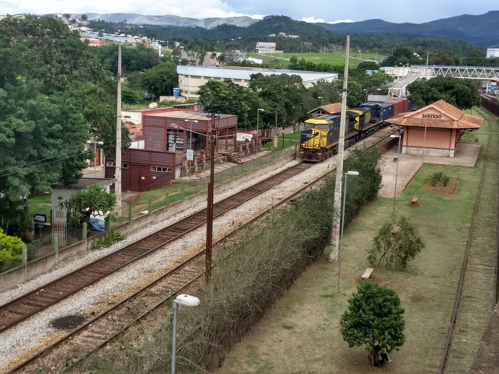 Sarzedo Station Culture Plataform-Sarzedo必去景点