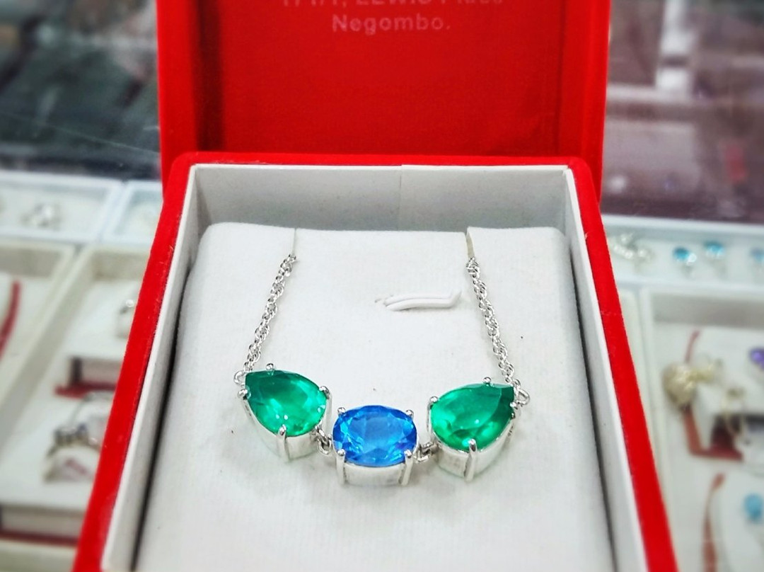 Sun Shine Jewels景点图片