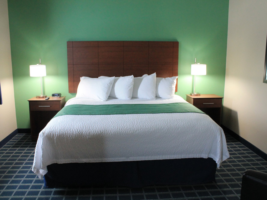 Brookstone Lodge & Suites主图