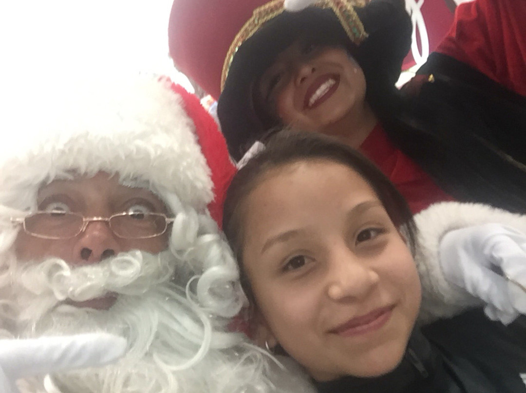 Avenida Chile Centro Comercial y Financiero-波哥大必去景点